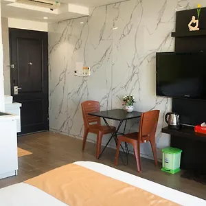 Horizon Front Hotel Da Nang